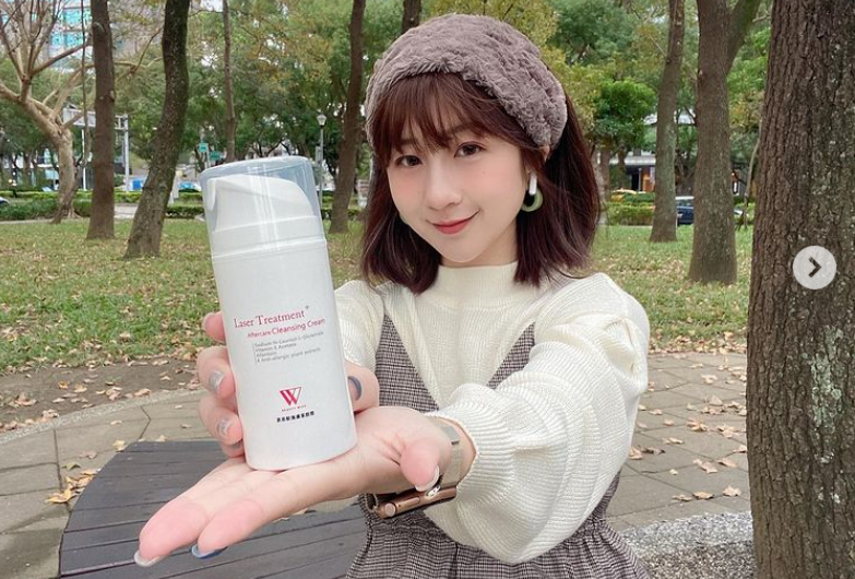 【用過的人怎麼說】用乳霜奢華洗臉~醫美後氨基酸護膚潔顏霜